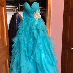 Prom dress